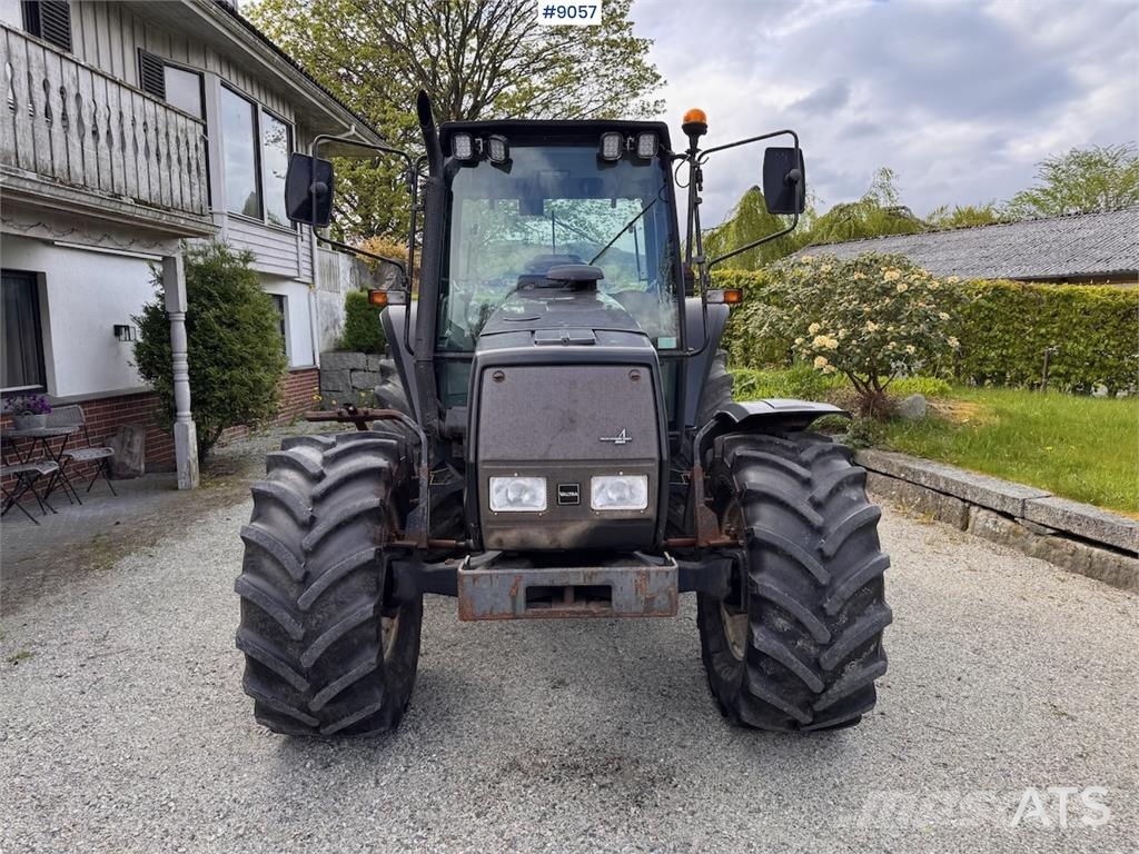Valtra Valmet 6400 Turbo الجرارات