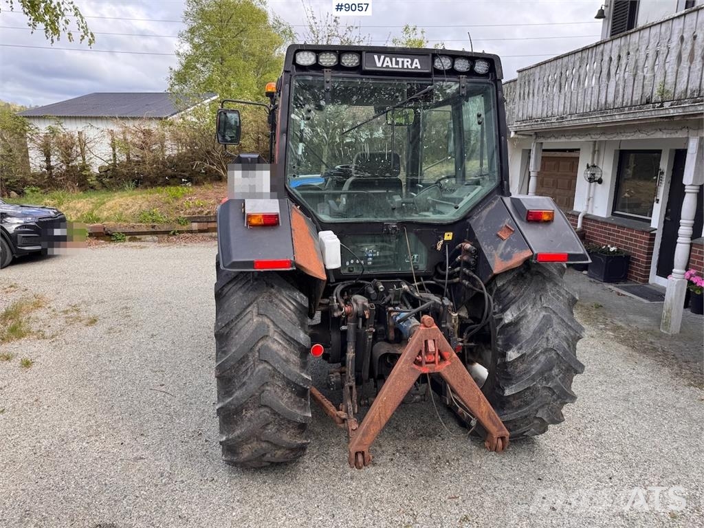 Valtra Valmet 6400 Turbo الجرارات