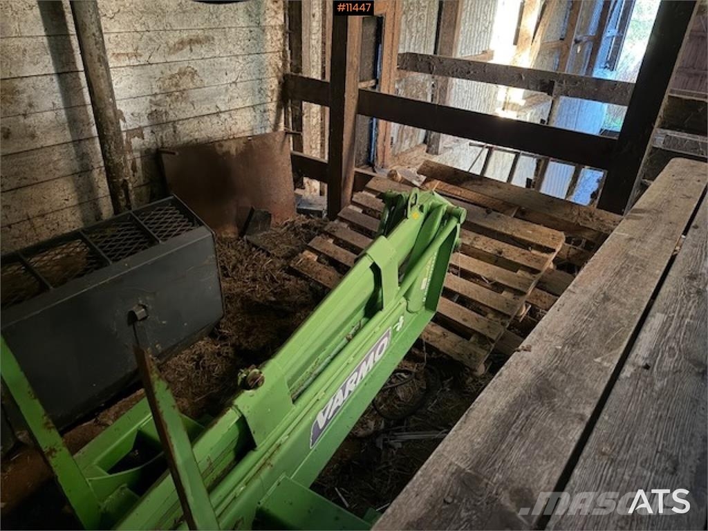 Varmo Rundballekutter Інше додаткове обладнання для тракторів