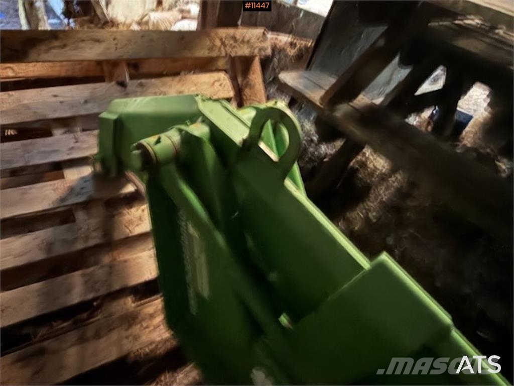 Varmo Rundballekutter Інше додаткове обладнання для тракторів
