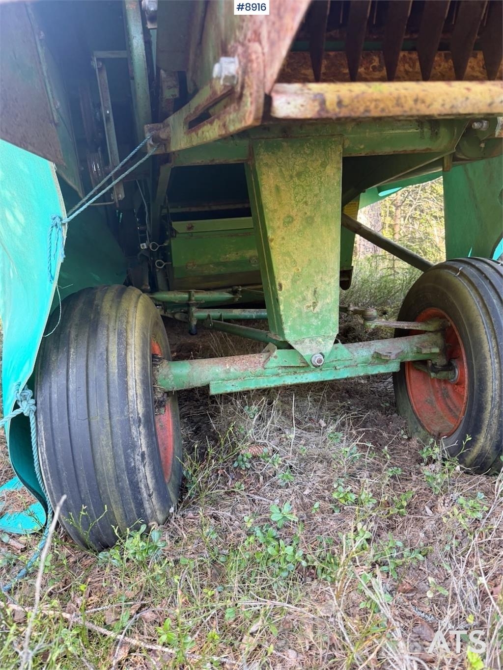 Volvo Aktiv 800 BM Tresker حصادات