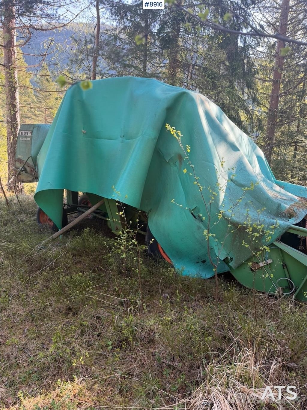 Volvo Aktiv 800 BM Tresker حصادات