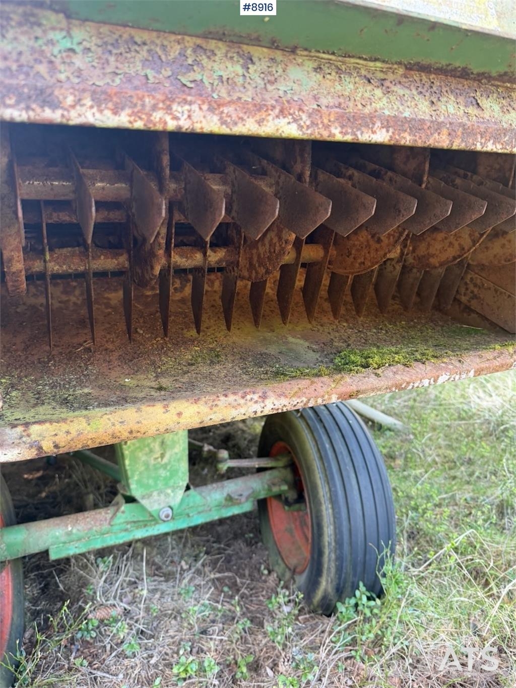 Volvo Aktiv 800 BM Tresker حصادات