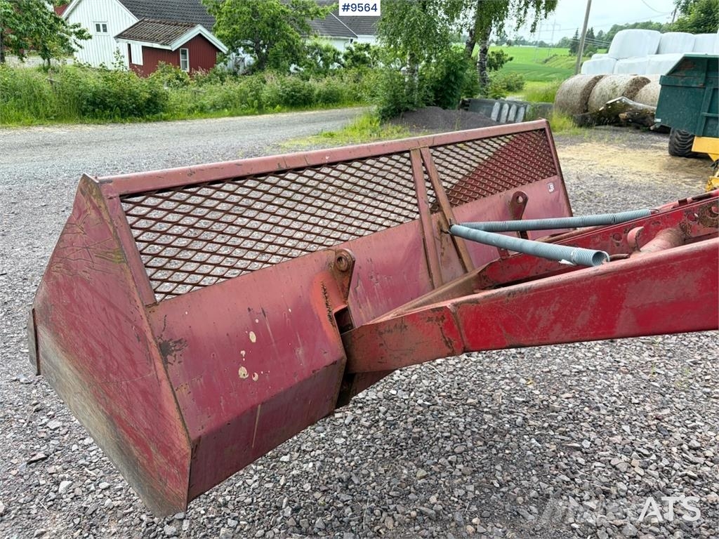 Volvo BM 430 الجرارات