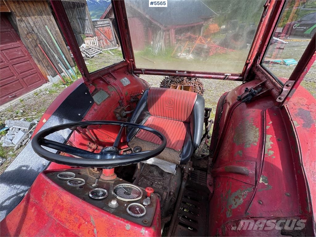 Volvo BM 600 الجرارات
