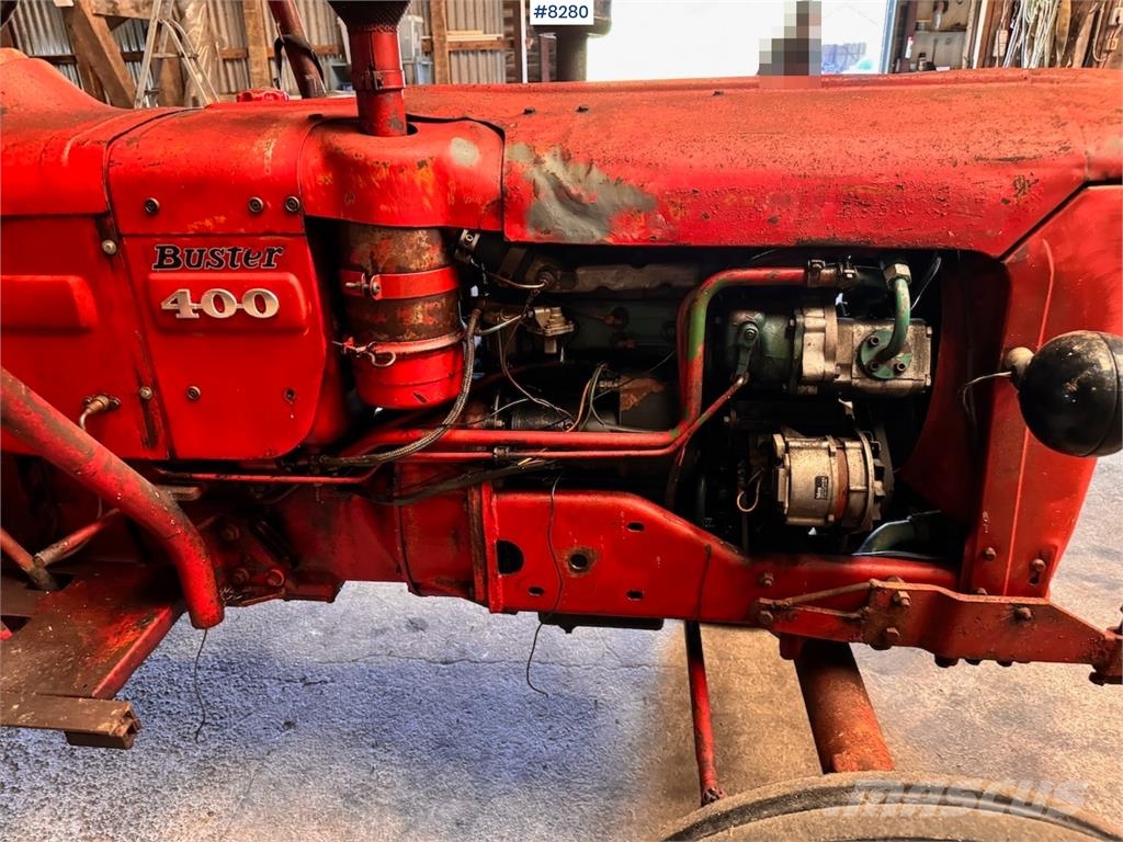 Volvo Buster 400 Tratores Agrícolas usados