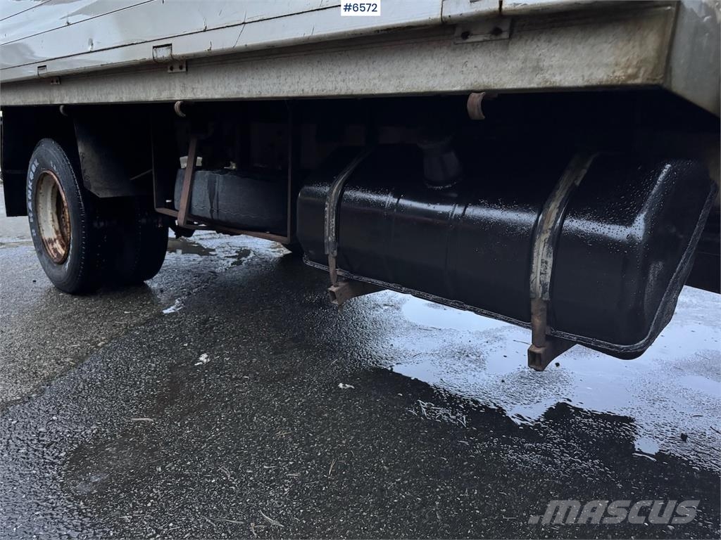 Volvo F408 Turbo 6 4x2 m/kran شاحنات أخرى