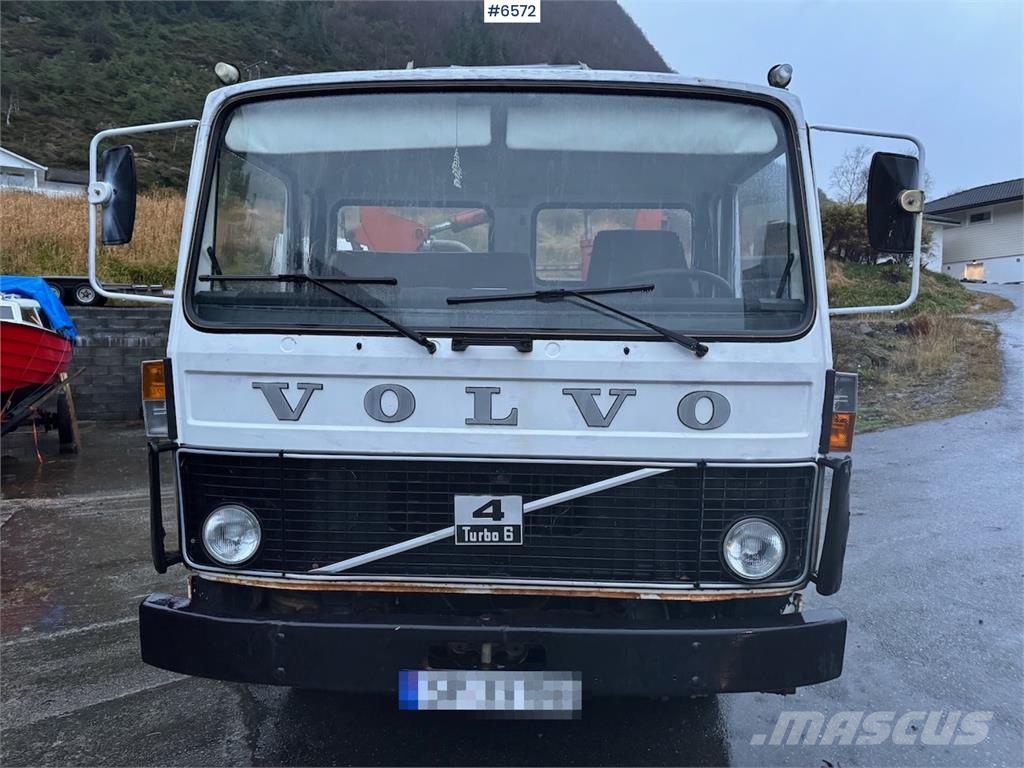 Volvo F408 Turbo 6 4x2 m/kran شاحنات أخرى
