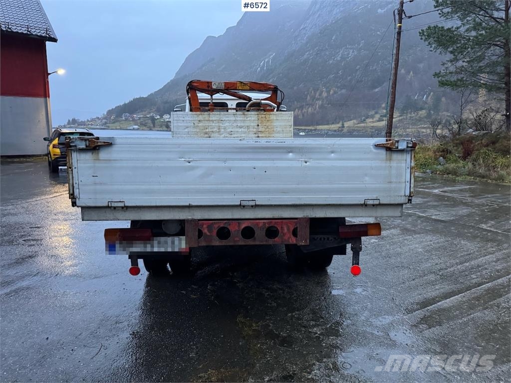 Volvo F408 Turbo 6 4x2 m/kran شاحنات أخرى