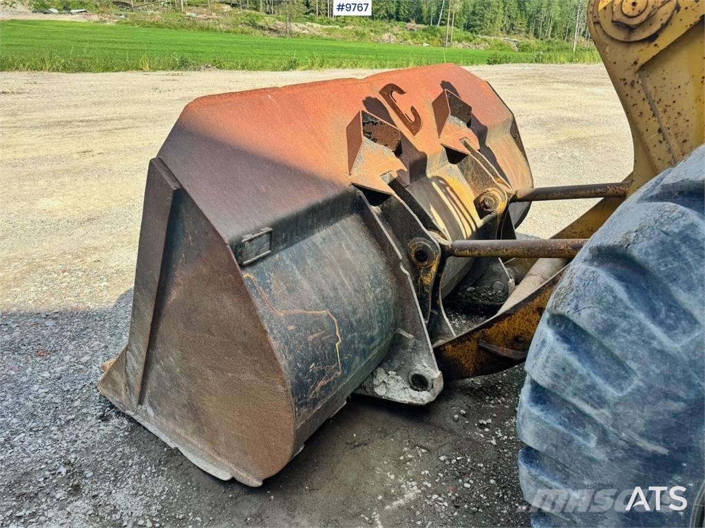 Volvo LM846 Iekrāvēji uz riteņiem
