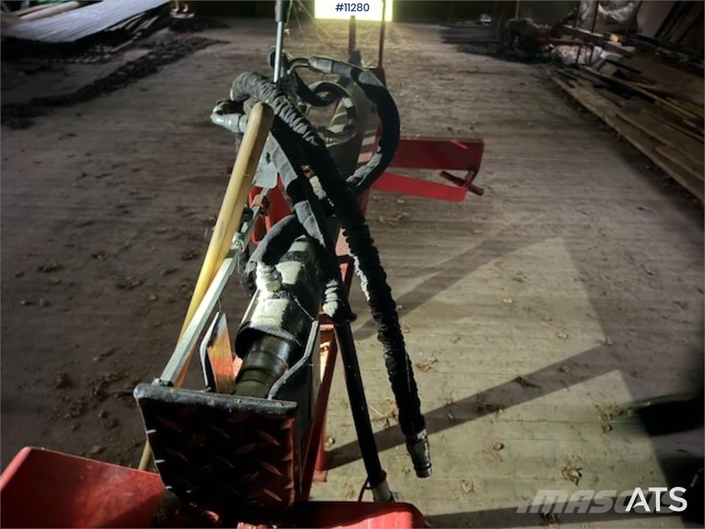 Woodmax vedmaskin Harvesteriai (miško kirtimo mašinos)