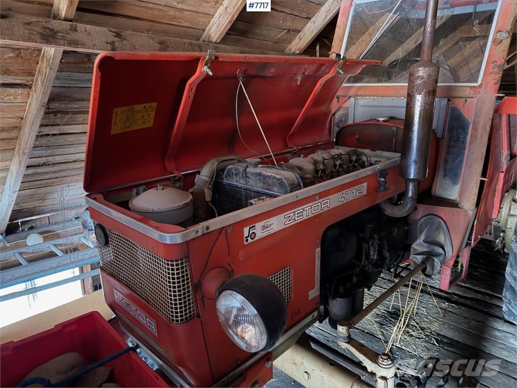 Zetor 4712 Traktorer