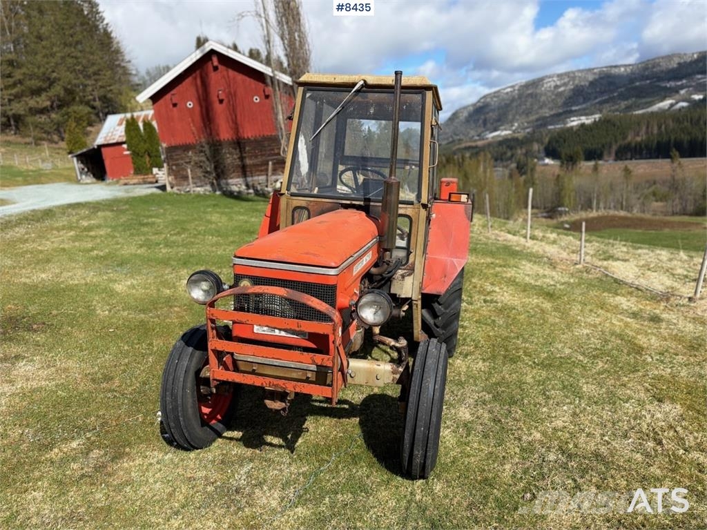 Zetor 4718 الجرارات