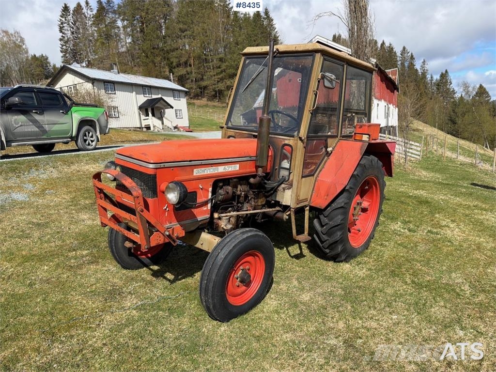 Zetor 4718 الجرارات