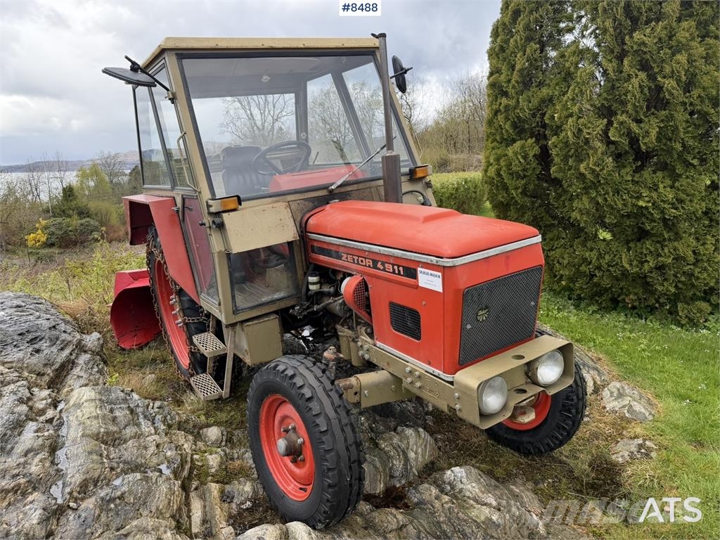 Zetor 4911 Tractors