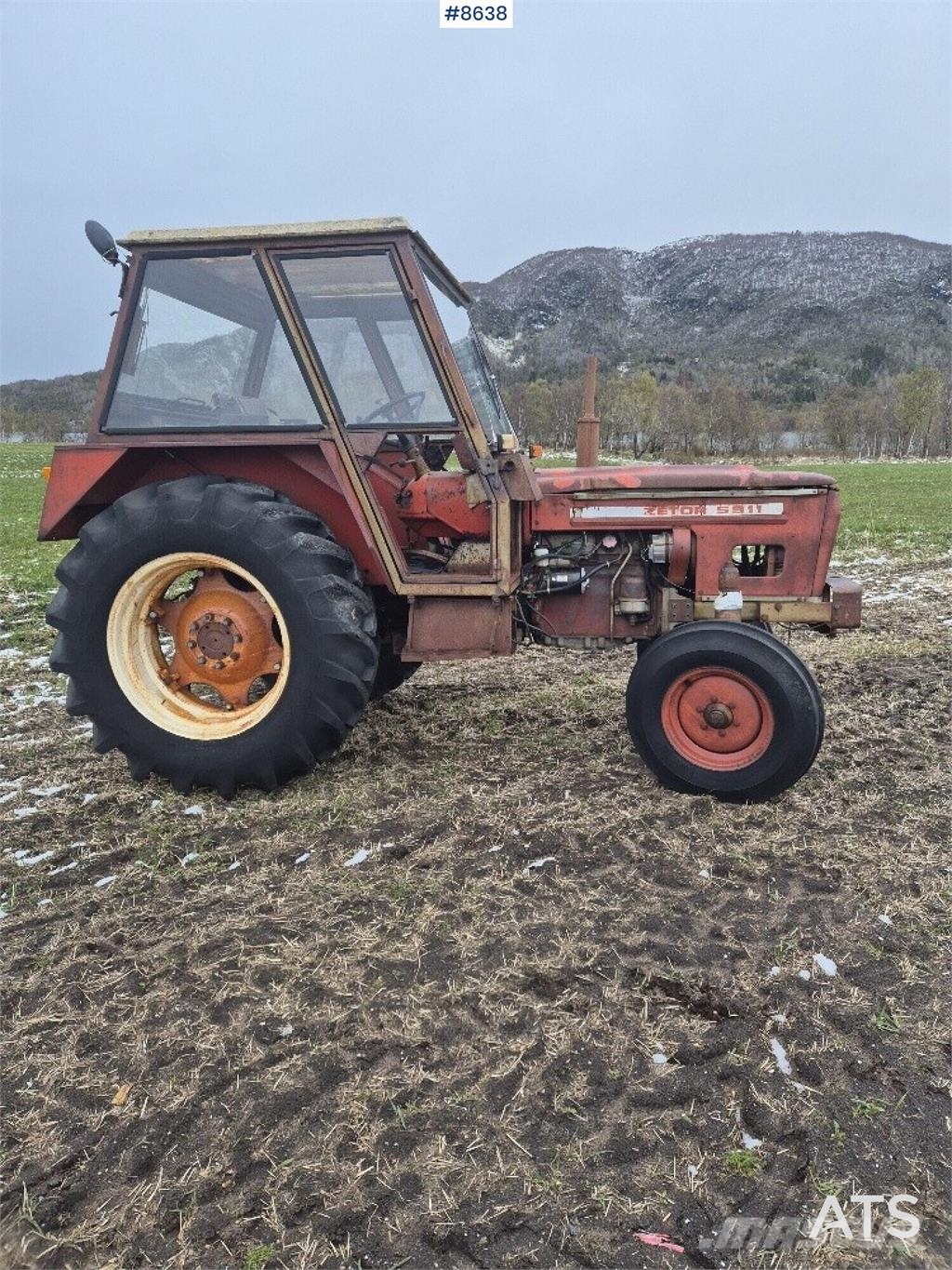 Zetor 5911 Traktory
