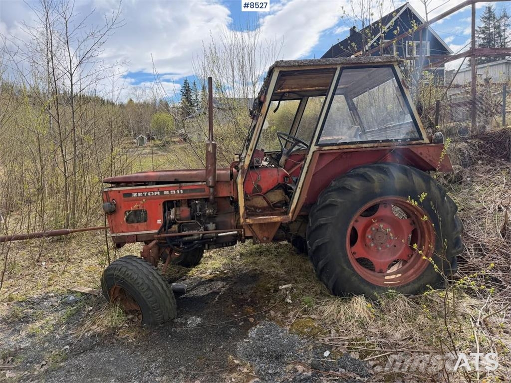 Zetor 6911 الجرارات