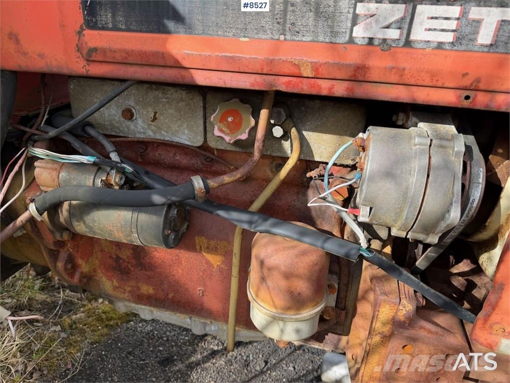 Zetor 6911 الجرارات