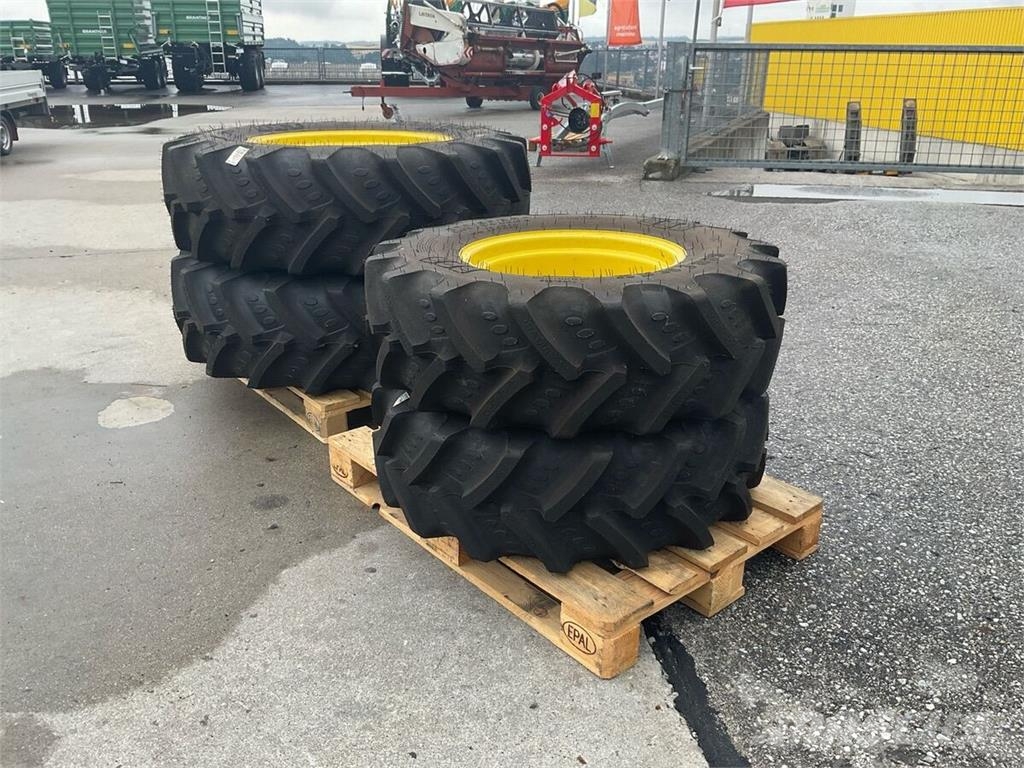  380/85 R28 u. 320/85 R20 Gume, točkovi i felne