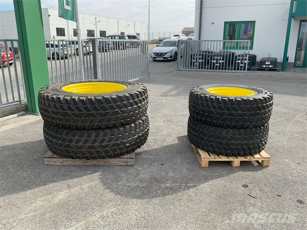  440/80 R34 und 420/65 R24 Gume, točkovi i felne