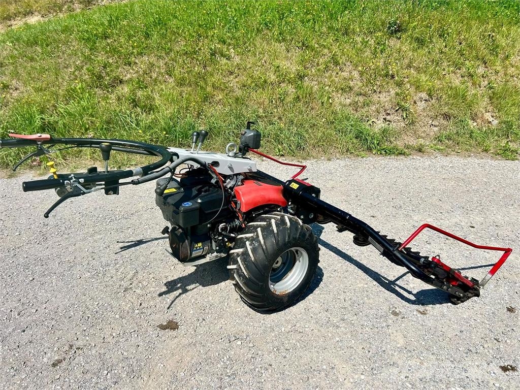 Aebi CC 36 ركوب الحشائش