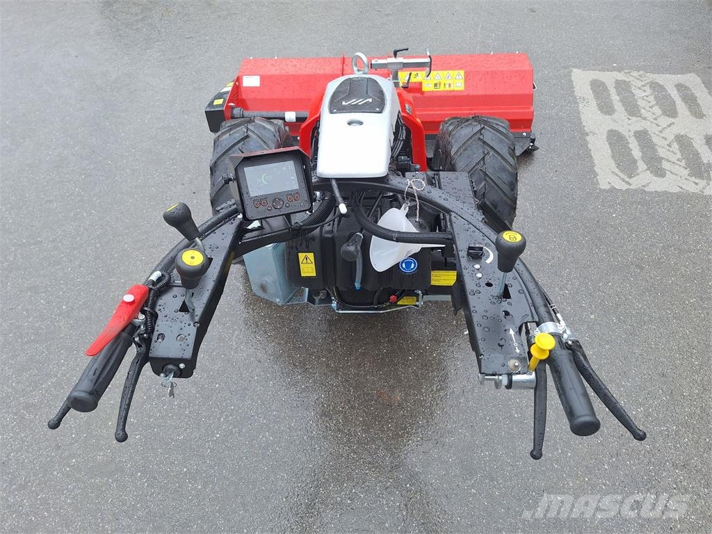 Aebi Sonderaktion CC 160 mit 140 Müthing Mulcher Riding mowers