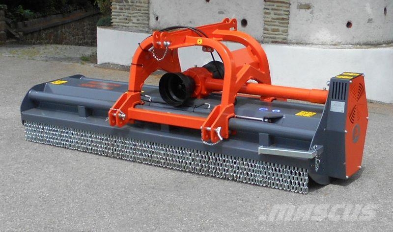 Agrimaster SRV 300 Shuttle جزازات وأغطية المراعي