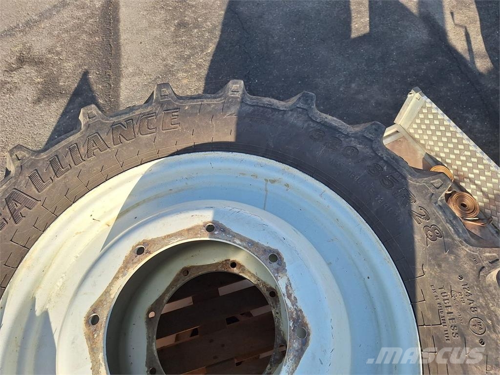 Alliance 320/90 R42 und 320/85 R28 الإطارات والعجلات والحافات