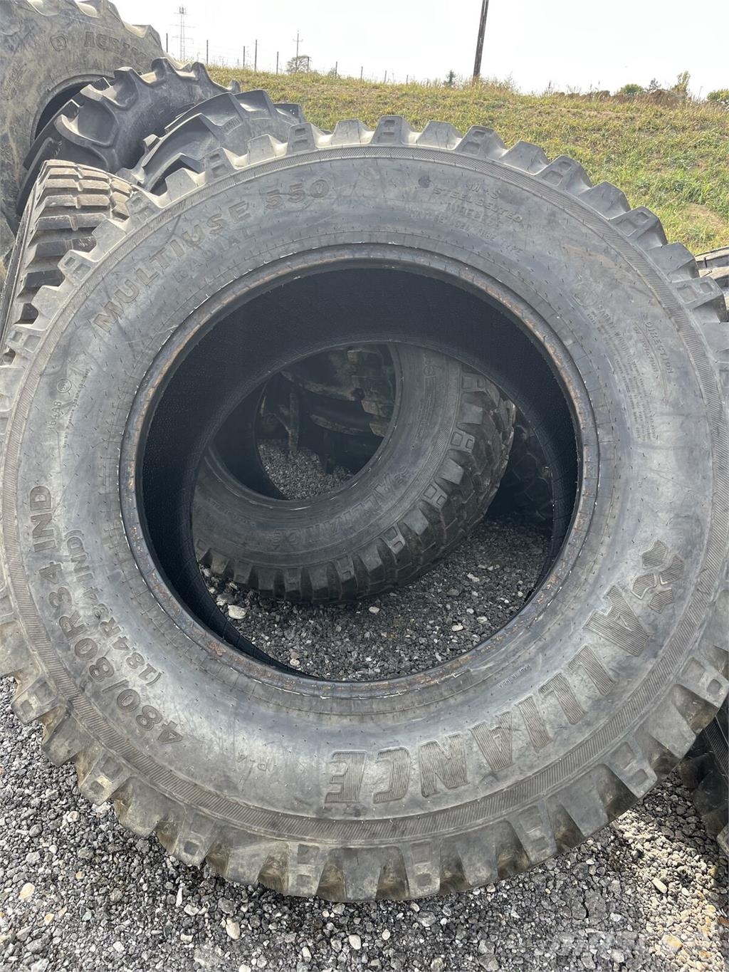 Alliance 480/80R34 + 460/65R24 Alliance Multiuse 550 Riepas, riteņi un diski