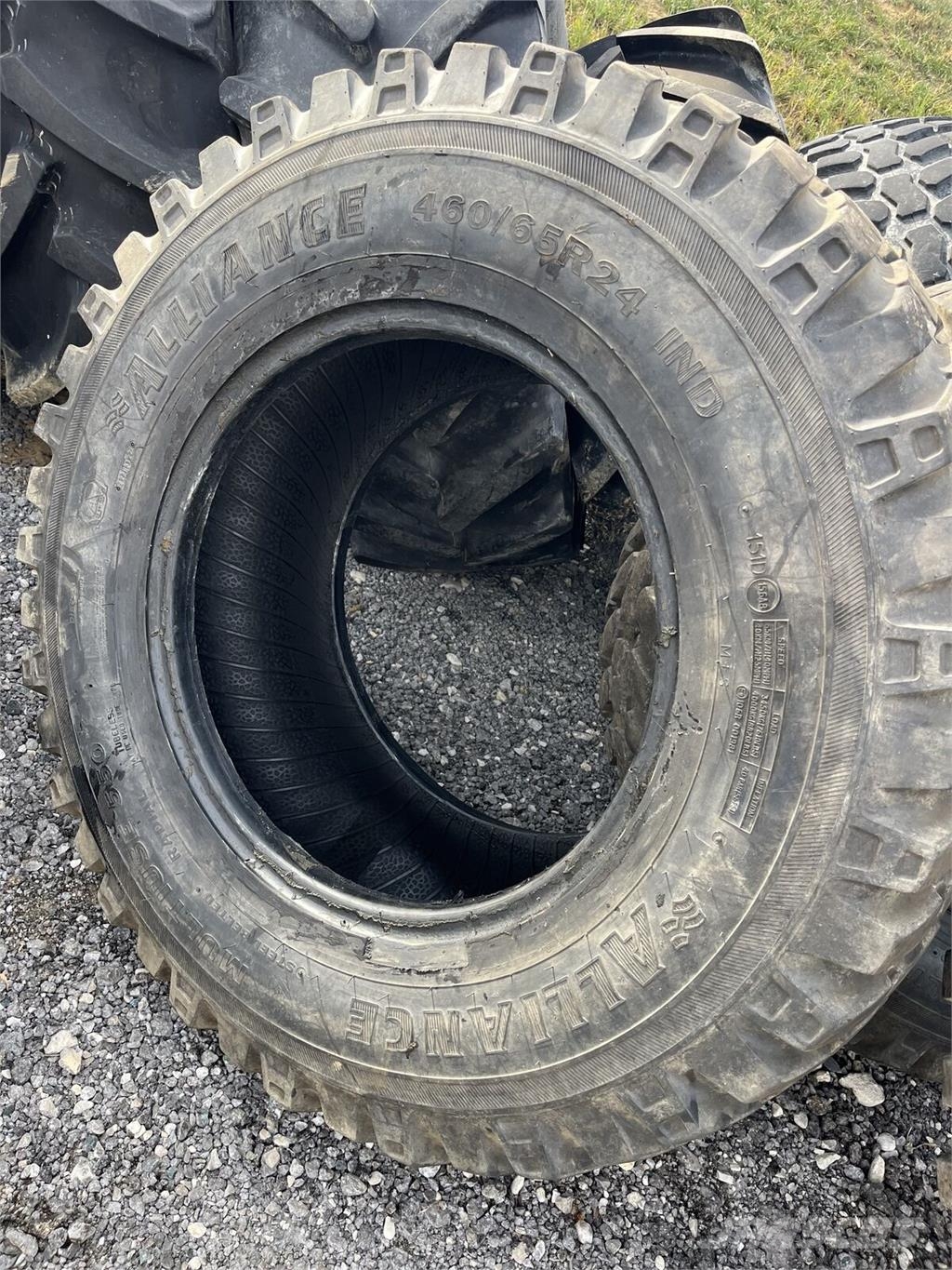 Alliance 480/80R34 + 460/65R24 Alliance Multiuse 550 Riepas, riteņi un diski