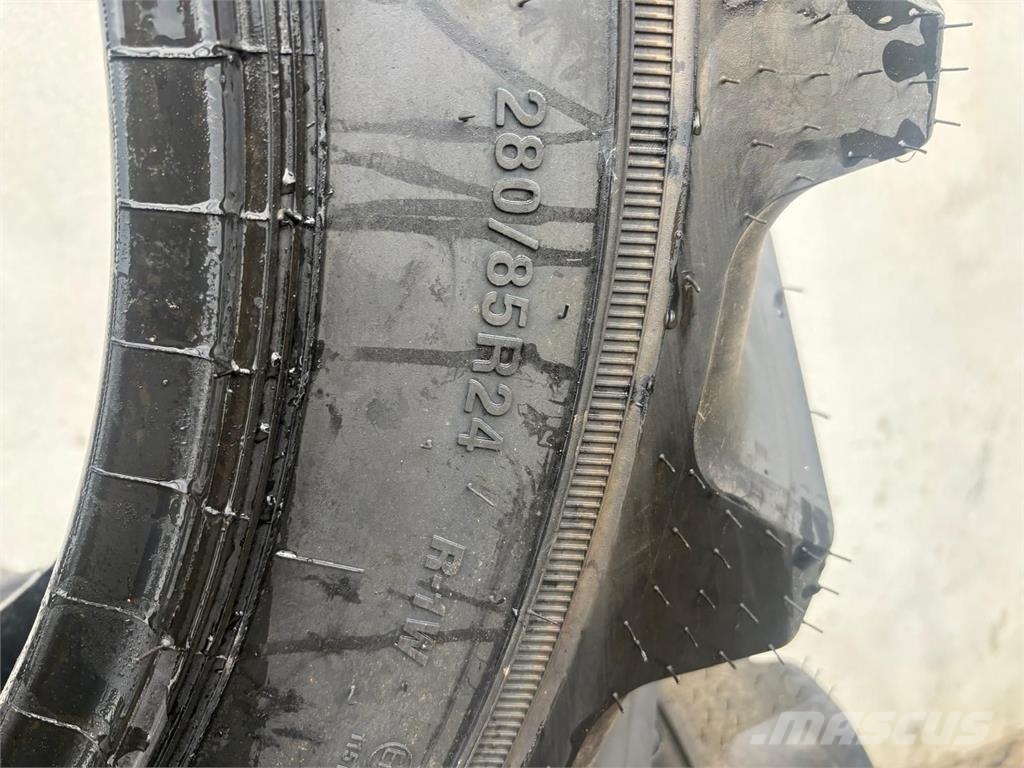 Alliance Agristar II 280/85 R24 Däck, hjul och fälgar