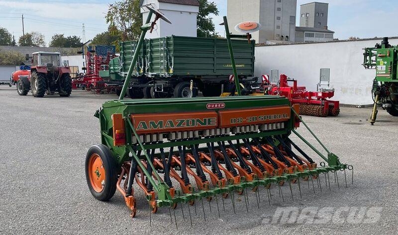 Amazone D8-30 Special مثاقيب