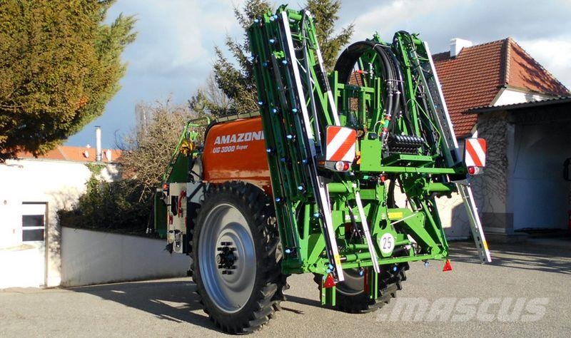 Amazone UG 3000 Super Irroratrici trainate