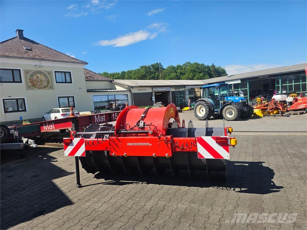Amselgruber Dominator 2500 Verdichterwalze/Silowal Poljoprivreda – ostalo