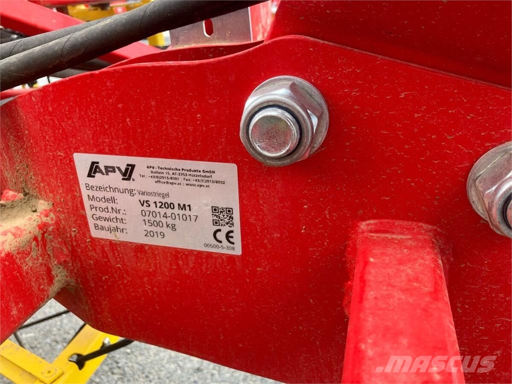 APV VS 1200 M1 Variostriegel ماكينات وملحقات البذر الأخرى