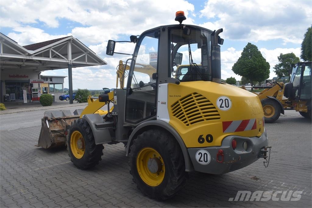Atlas AR60 Gumikerekes homlokrakodók
