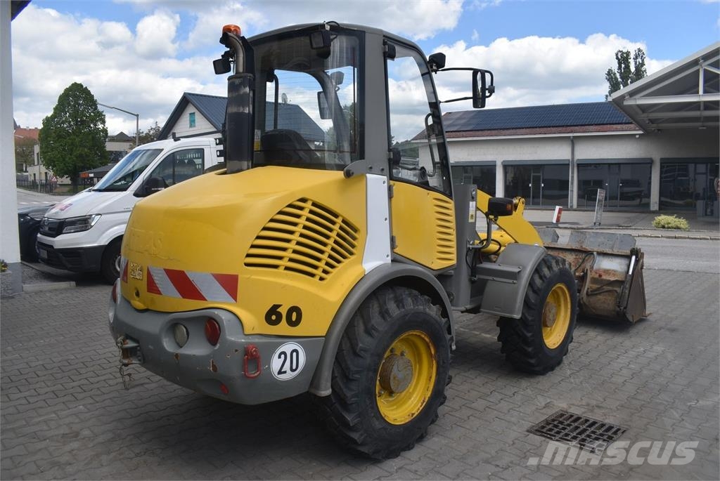 Atlas AR60 Gumikerekes homlokrakodók