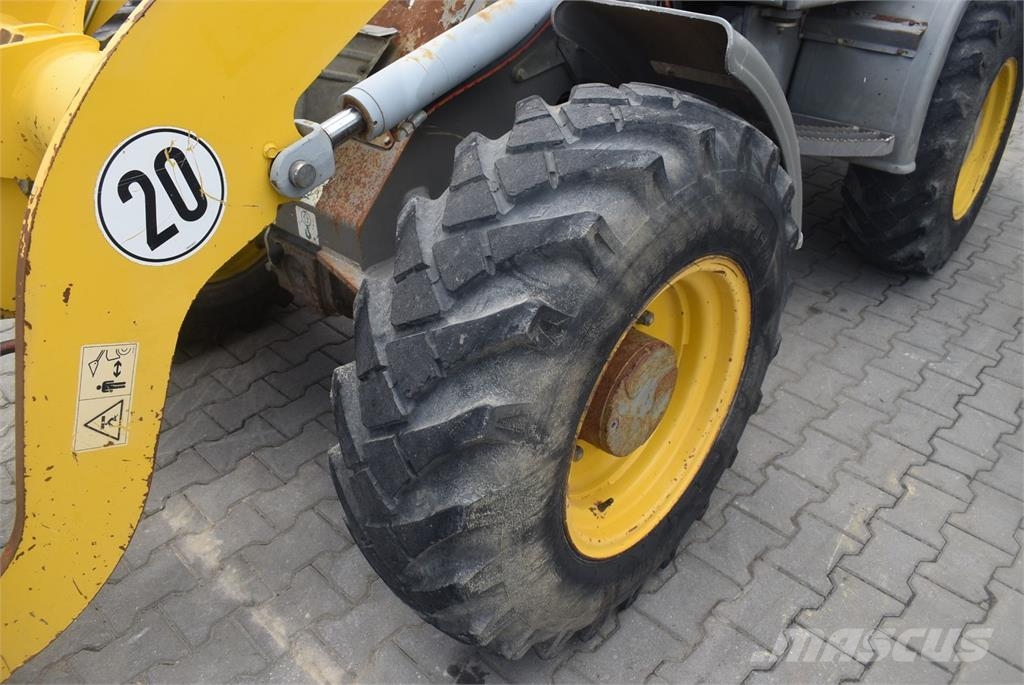 Atlas AR60 Gumikerekes homlokrakodók