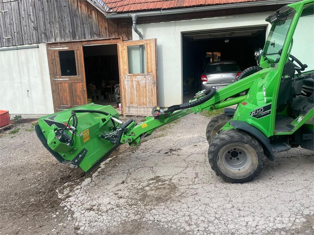 Avant 735 Cargadoras y excavadoras frontales