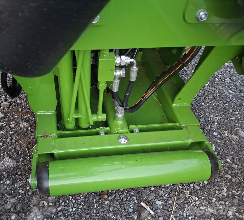  Bilan 3 Punktwickler mit 2 Armen Other forage harvesting equipment
