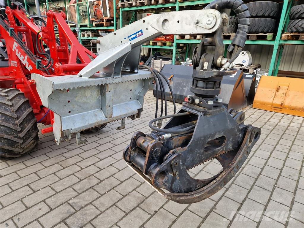 Binderberger Rückezange light Sonstige Forstmaschinen