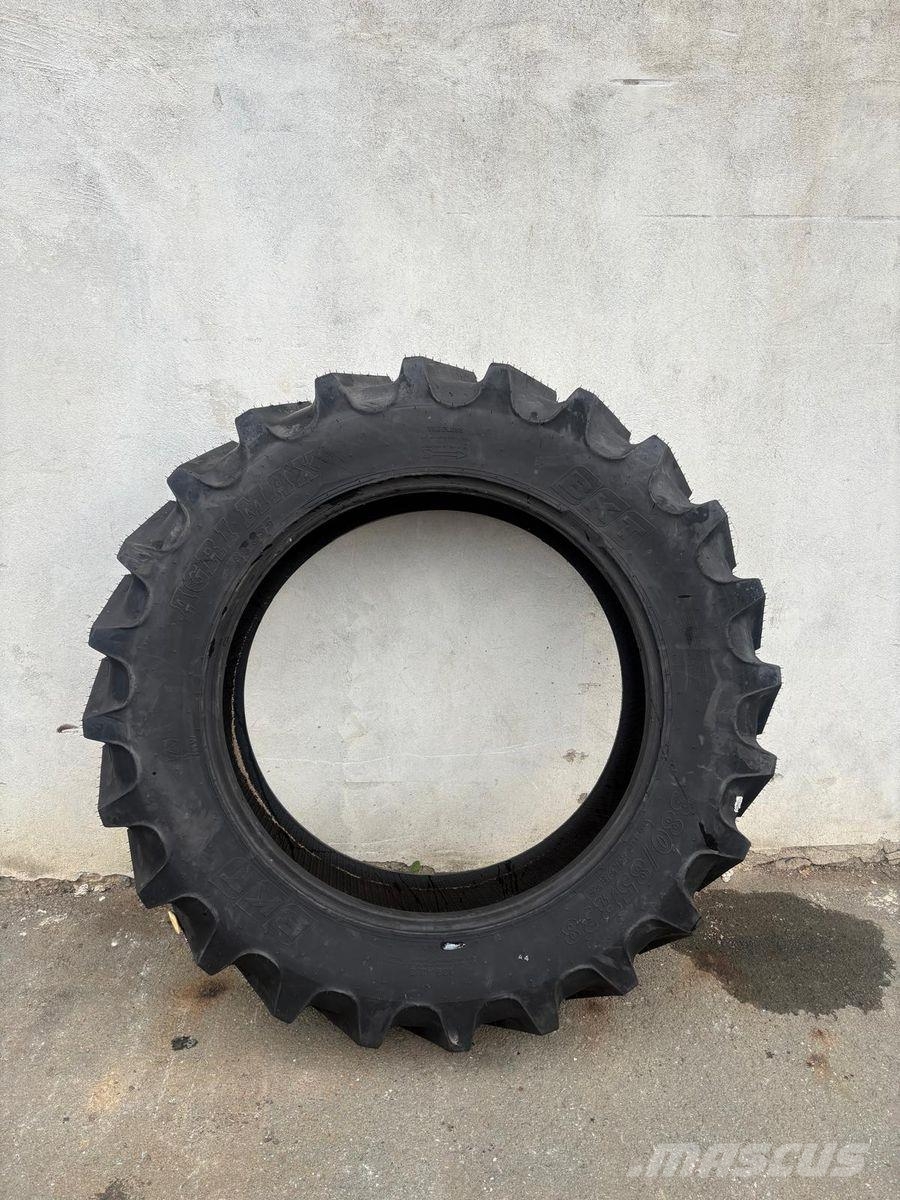 BKT 380/85 R38 Ελαστικά και ζάντες