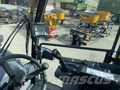 Bobcat L95 Homlokrakodók és kotrók