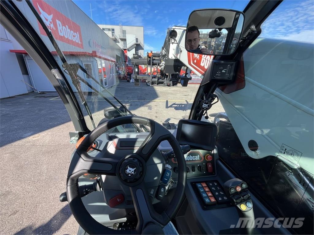 Bobcat TL30.70 伸縮臂操作車