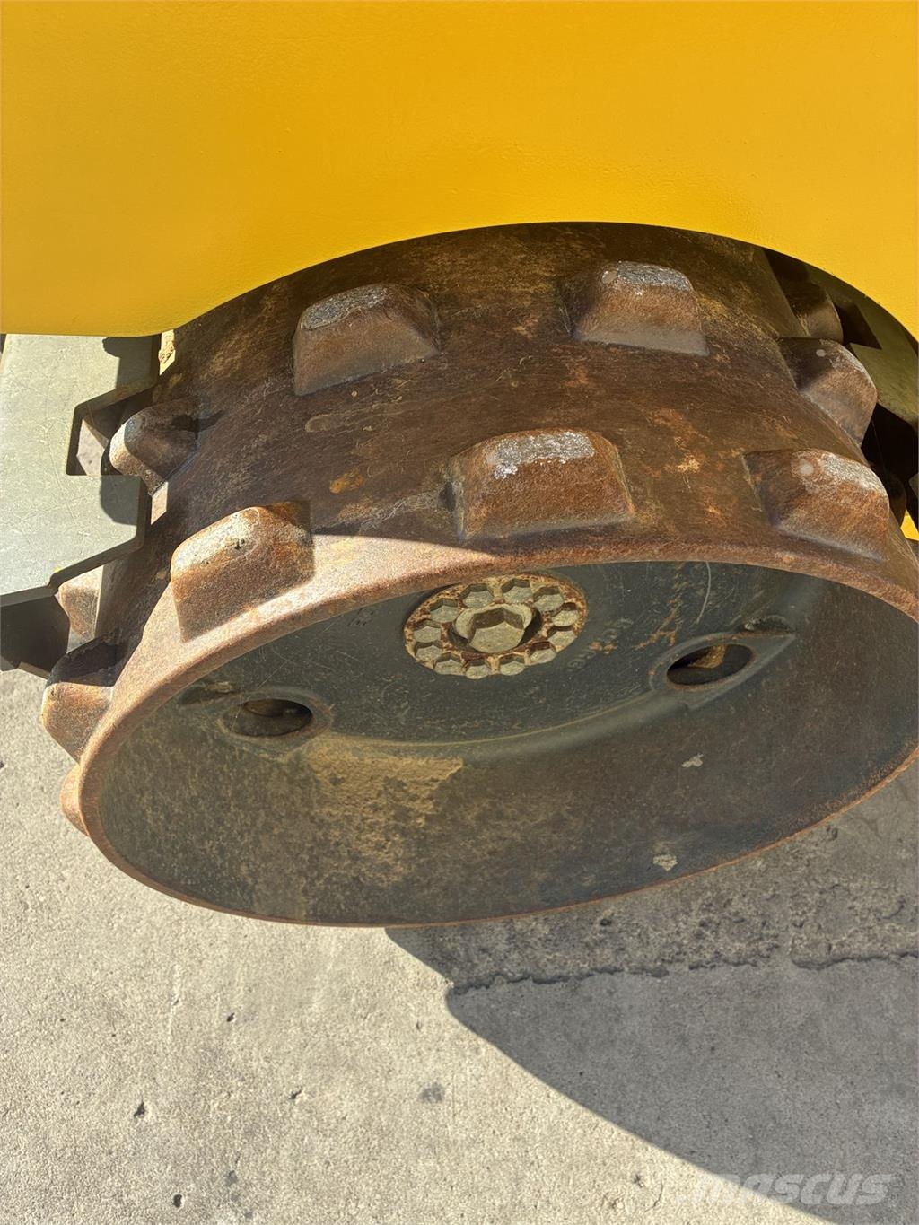 Bomag Grabenwalze BMP8500 Kiti volai
