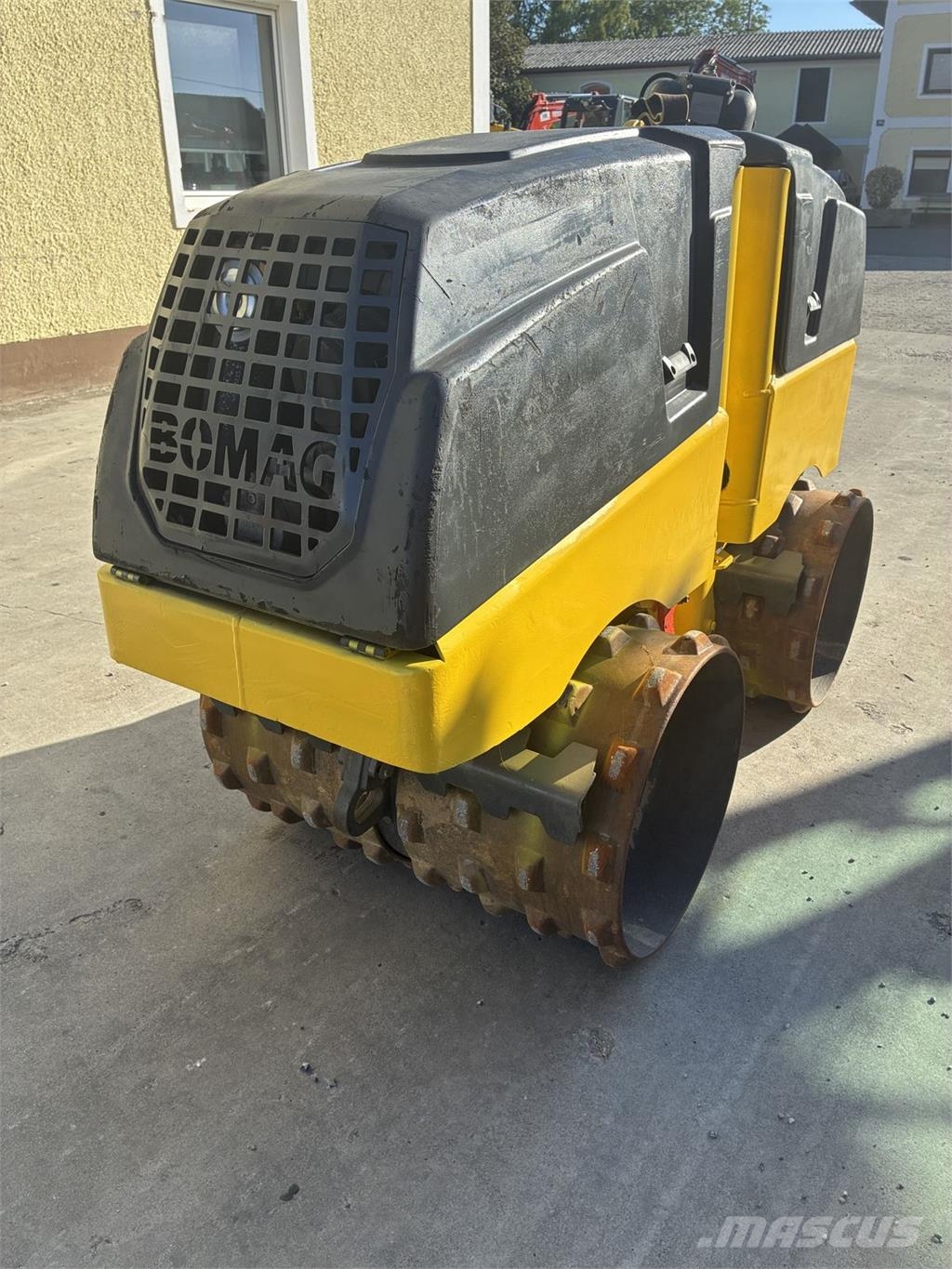 Bomag Grabenwalze BMP8500 Kiti volai
