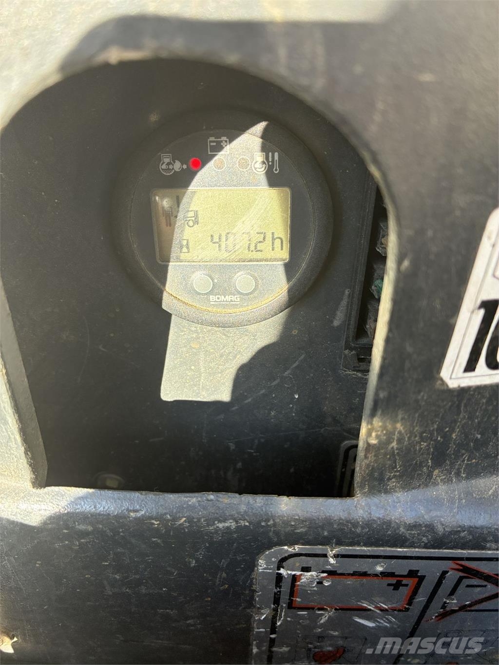 Bomag Grabenwalze BMP8500 Kiti volai