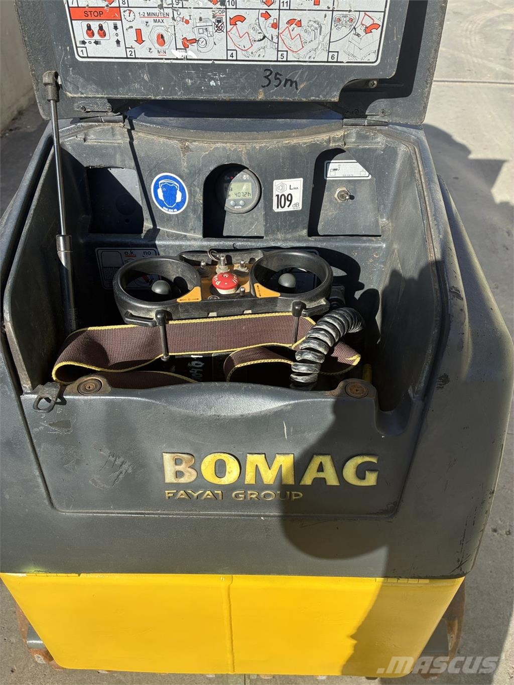 Bomag Grabenwalze BMP8500 Kiti volai