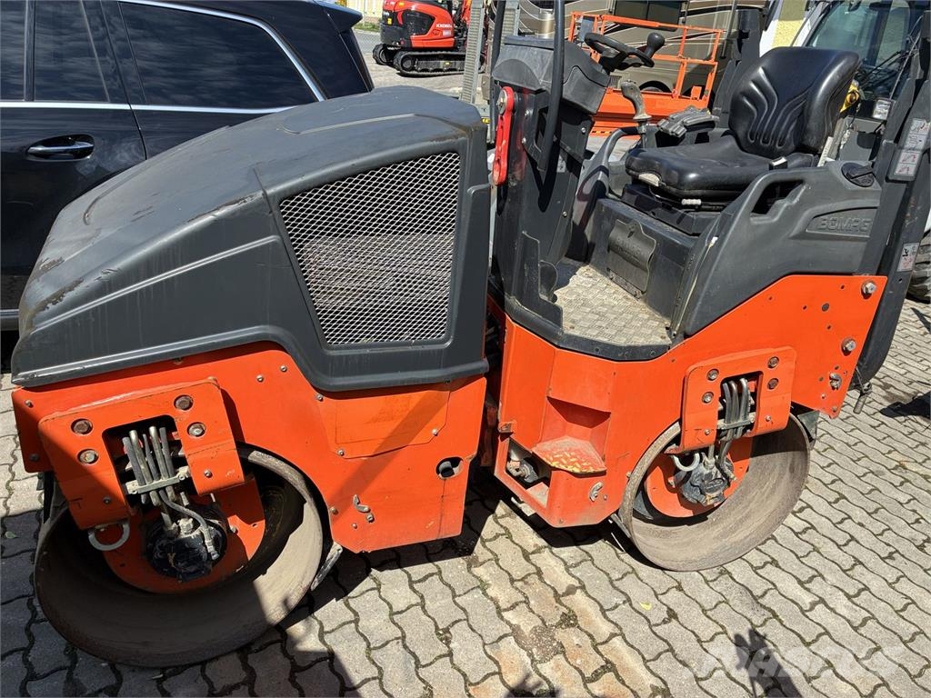 Bomag Tandemwalze BW100 AD-5 Kubota Outros rolos