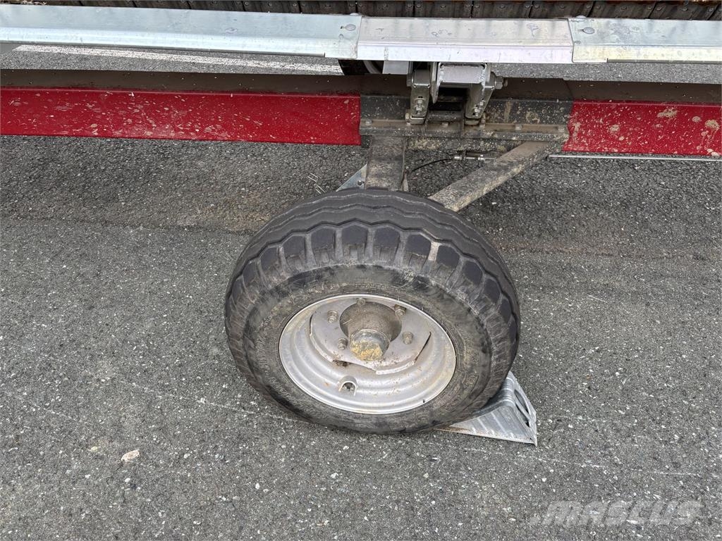 Case IH 3020 Combine harvester accessories